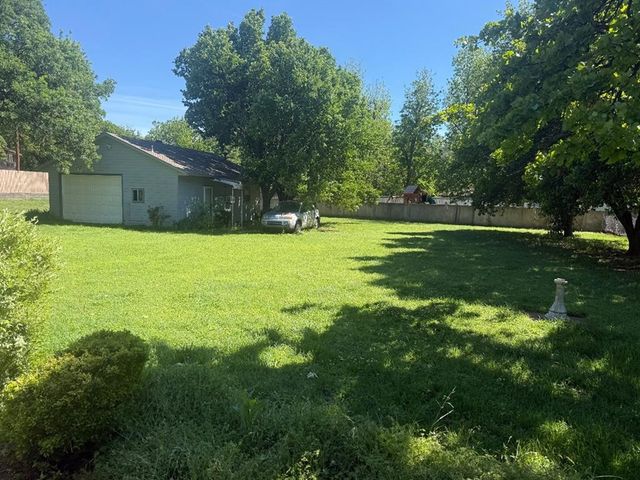 8300 NW 15th Street, Oklahoma City, OK 73127