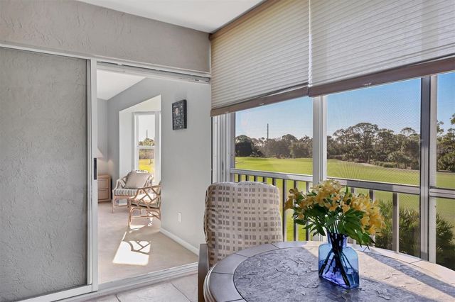 9641 CASTLE POINT DRIVE 1221, Sarasota, FL 34238