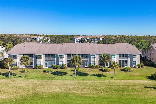 9641 CASTLE POINT DRIVE 1221, Sarasota, FL 34238