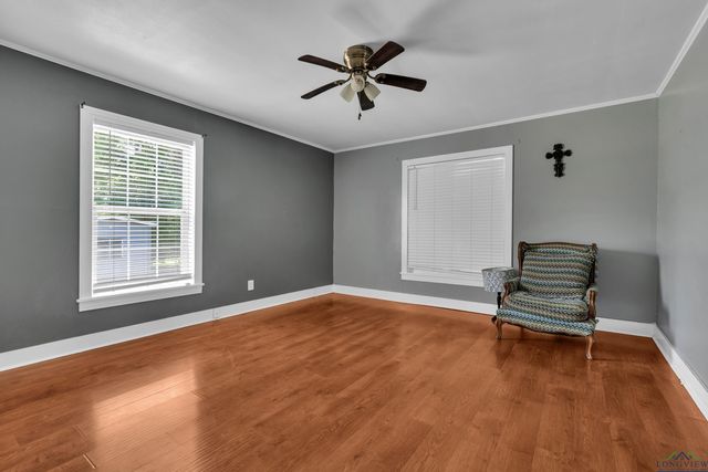 300 Hailey Dr., Longview, TX 75602