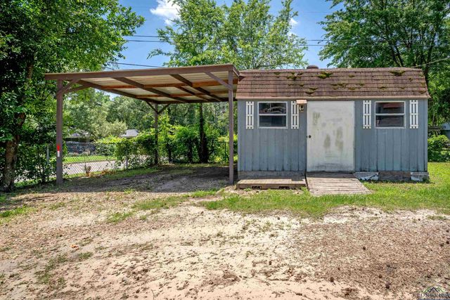 300 Hailey Dr., Longview, TX 75602