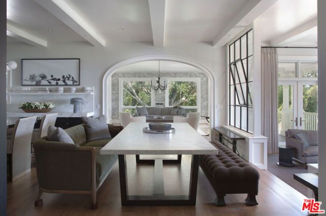 857 Picacho Lane, Santa Barbara, CA 93108