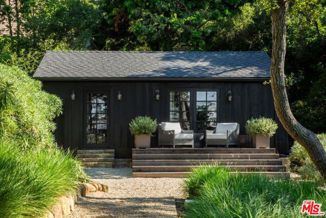 857 Picacho Lane, Santa Barbara, CA 93108