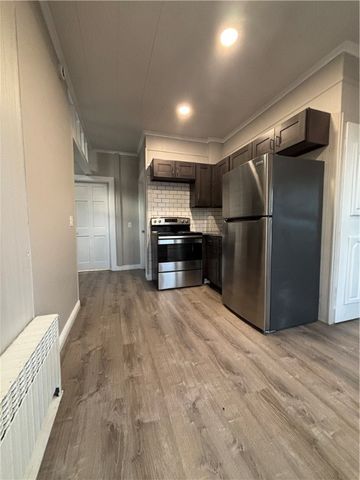 4 Jay Street 1, Westerly, RI 02891