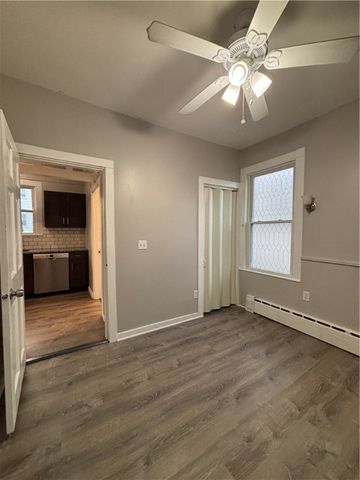 4 Jay Street 1, Westerly, RI 02891