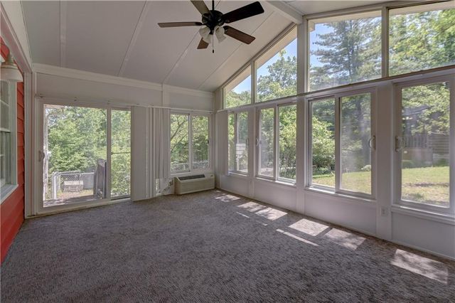 5363 NW Wagon Trail, Houston Lake, MO 64151
