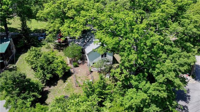5363 NW Wagon Trail, Houston Lake, MO 64151
