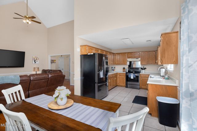 6729 S Branch Road, Olive Branch, MS 38654