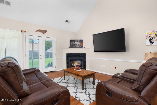 6729 S Branch Road, Olive Branch, MS 38654