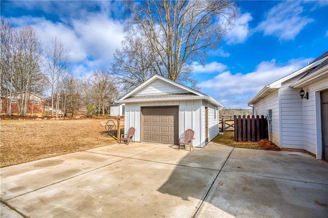 670 Bearden Road, Monroe, GA 30655