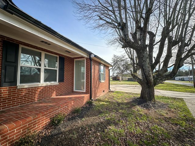 706 Helvetia Road, London, KY 40741