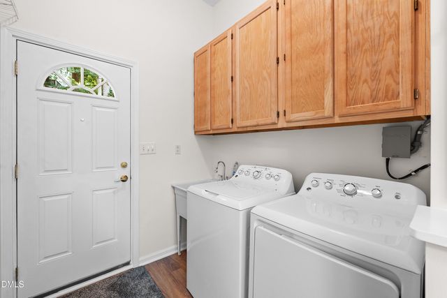 104 Empire Circle, Cary, NC 27513