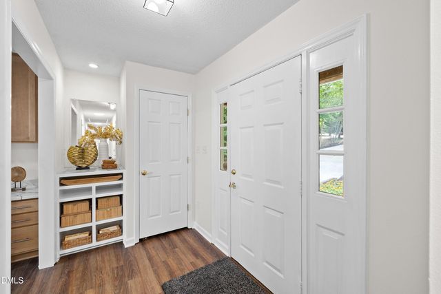 104 Empire Circle, Cary, NC 27513