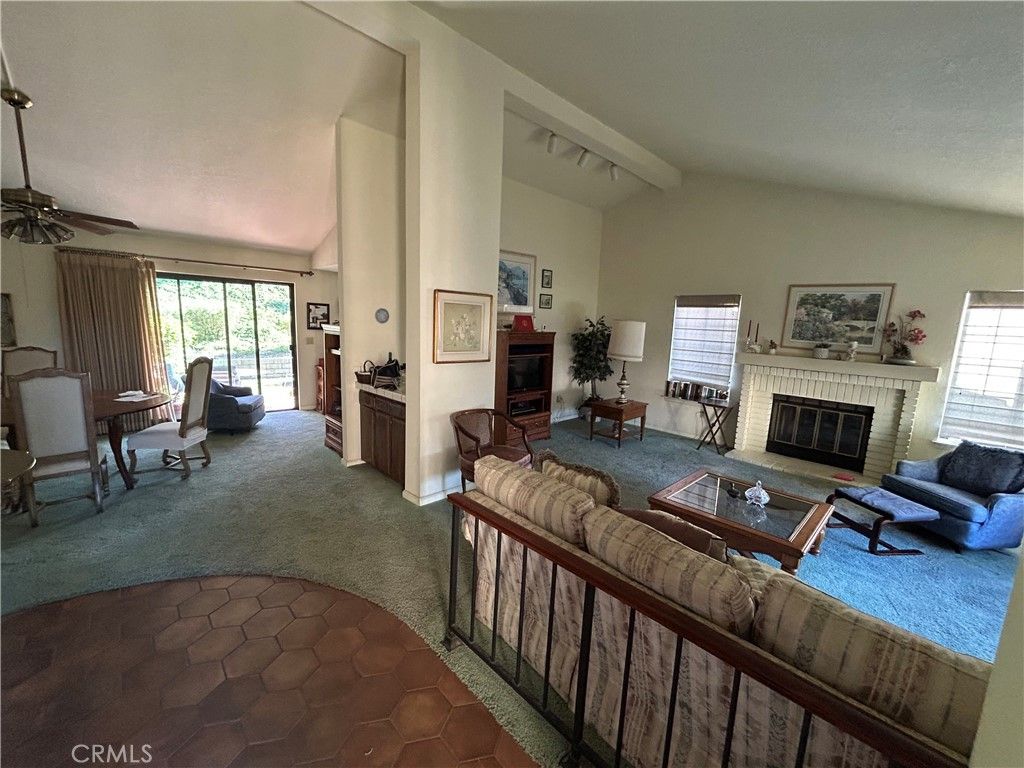 Image 2 of property listing at 6316 Irena, Camarillo, CA 93012