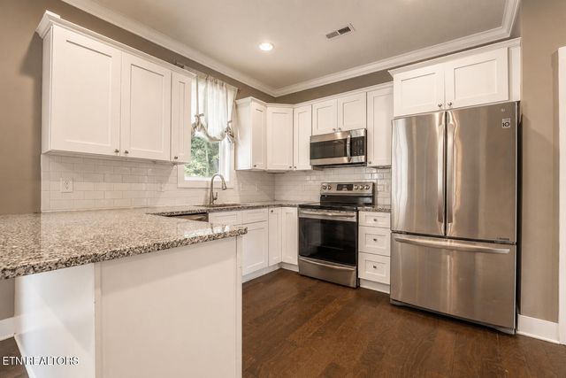6211 Aldingham St, Knoxville, TN 37912