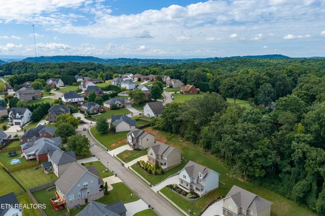 6211 Aldingham St, Knoxville, TN 37912