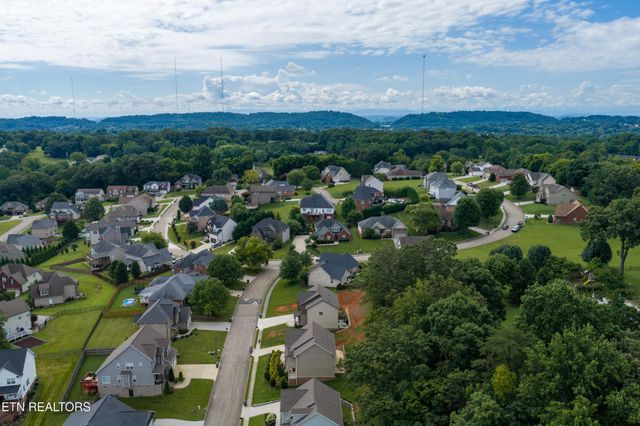 6211 Aldingham St, Knoxville, TN 37912