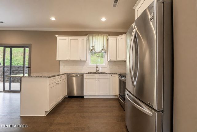 6211 Aldingham St, Knoxville, TN 37912