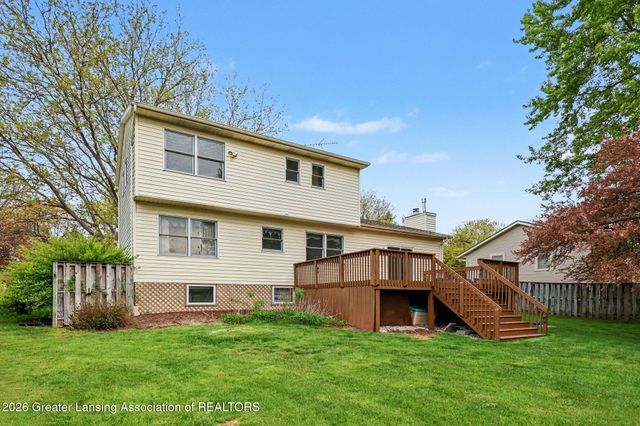 5812 Wood Valley Drive, Haslett, MI 48840