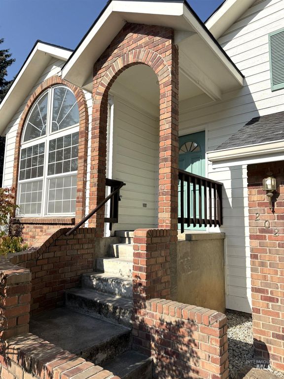 2025 Conestoga, Moscow, ID 83843 photo 4