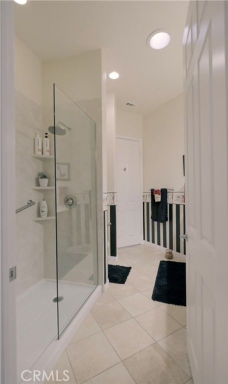 19330 Galloping Hill, Apple Valley, CA 92308