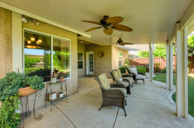 8894 N Winery Avenue, Fresno, CA 93720