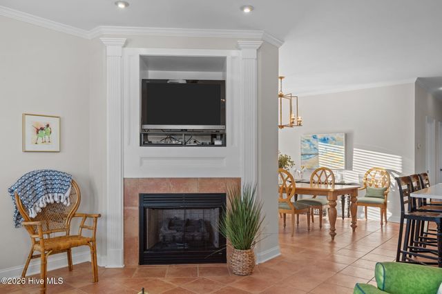 2208 Evans Street, Morehead City, NC 28557