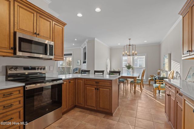 2208 Evans Street, Morehead City, NC 28557