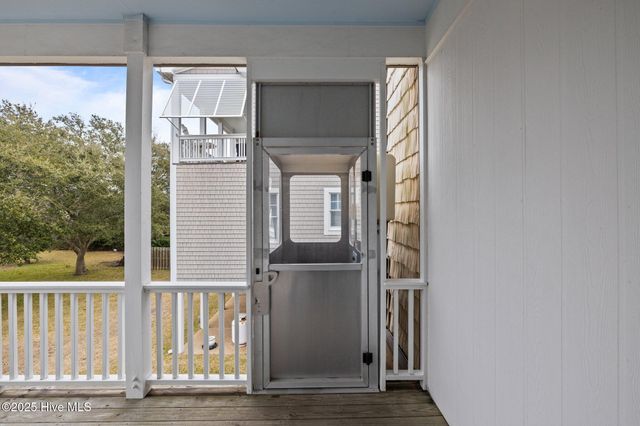 2208 Evans Street, Morehead City, NC 28557