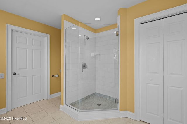 2208 Evans Street, Morehead City, NC 28557