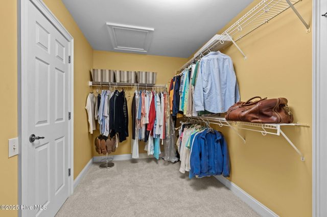 2208 Evans Street, Morehead City, NC 28557