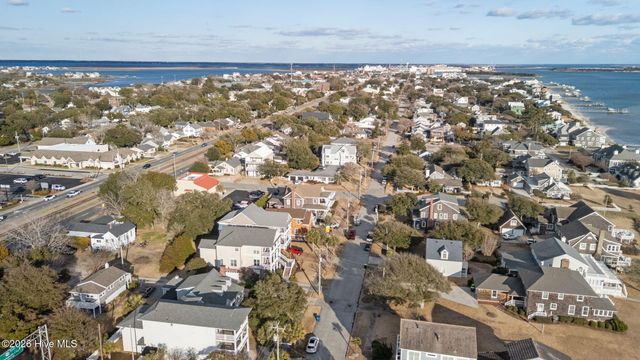 2208 Evans Street, Morehead City, NC 28557