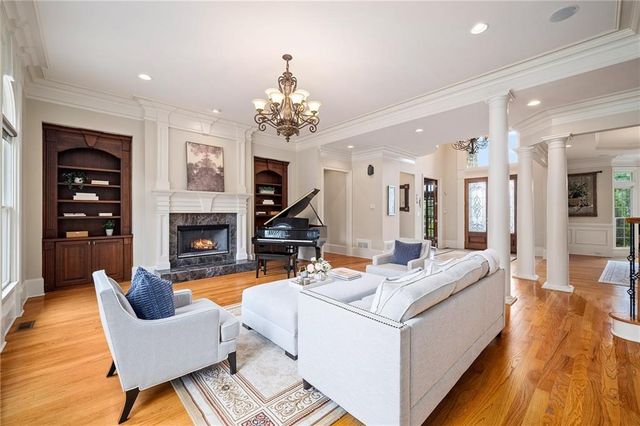 120 Roxbury Row, Milton, GA 30004