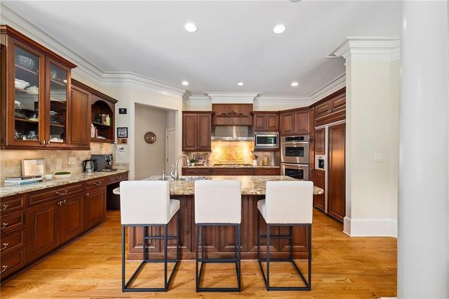 120 Roxbury Row, Milton, GA 30004