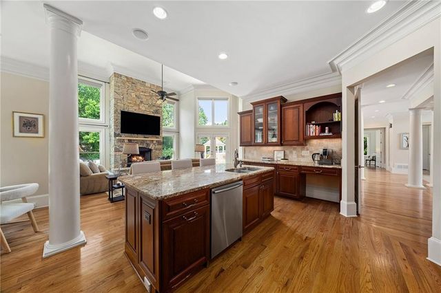 120 Roxbury Row, Milton, GA 30004