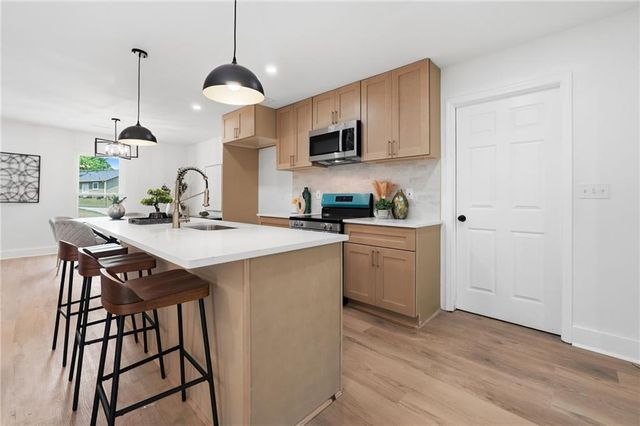 1808 Singer Way, Lithonia, GA 30058