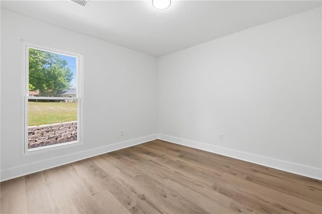 1808 Singer Way, Lithonia, GA 30058