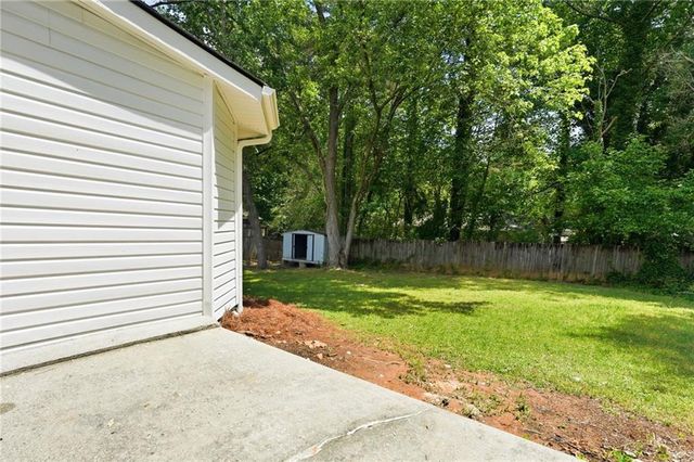 1808 Singer Way, Lithonia, GA 30058
