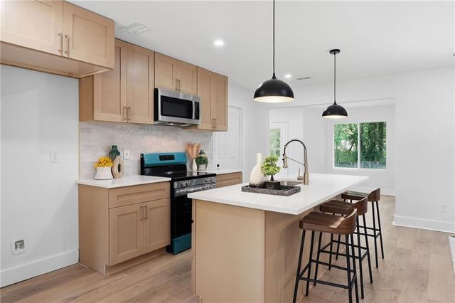 1808 Singer Way, Lithonia, GA 30058