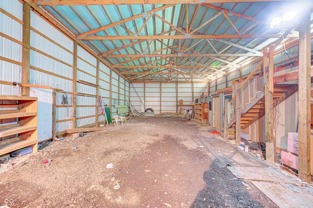 8740 Huggin Hollow Road, Martinsville, IN 46151