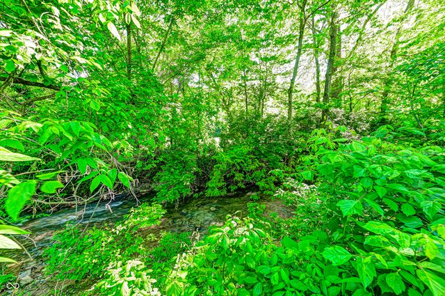 8740 Huggin Hollow Road, Martinsville, IN 46151
