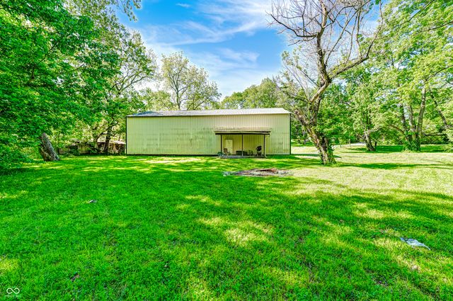 8740 Huggin Hollow Road, Martinsville, IN 46151