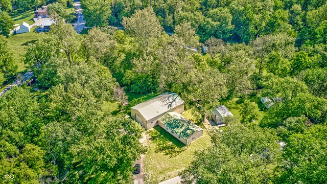 8740 Huggin Hollow Road, Martinsville, IN 46151