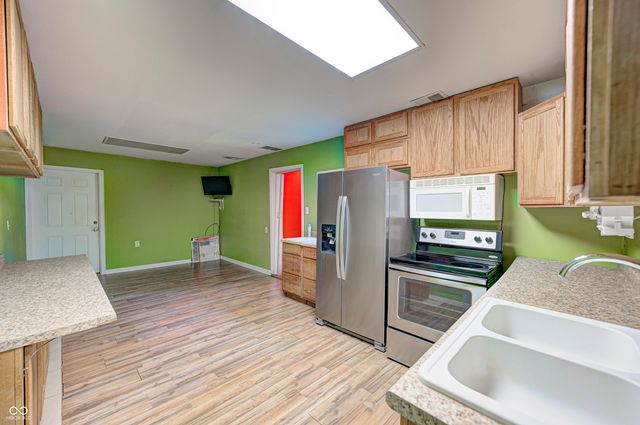 8740 Huggin Hollow Road, Martinsville, IN 46151