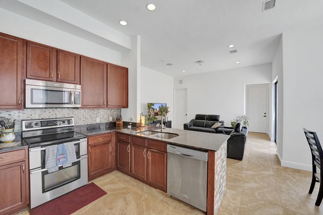 3760 NW 84TH Way, Cooper City, FL 33024