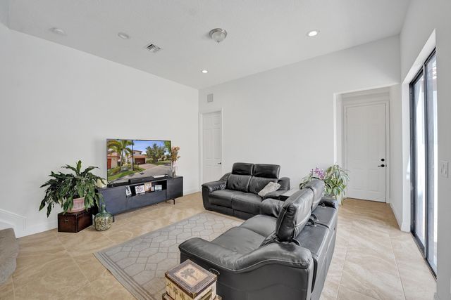 3760 NW 84TH Way, Cooper City, FL 33024
