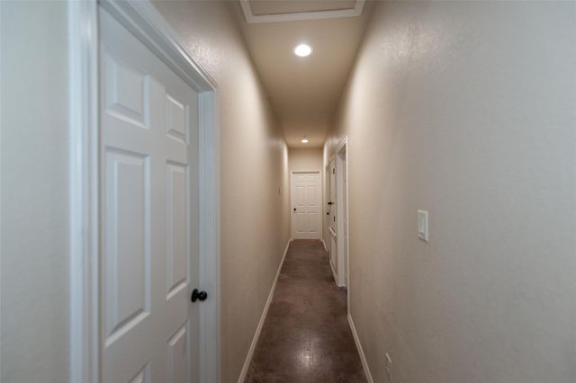 245 Joanne LOOP B, Buda, TX 78610