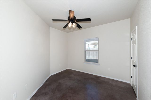 245 Joanne LOOP B, Buda, TX 78610