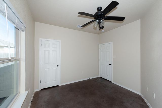 245 Joanne LOOP B, Buda, TX 78610