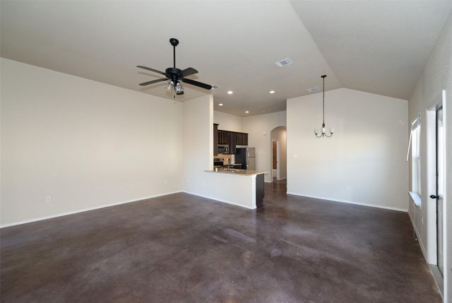 245 Joanne LOOP B, Buda, TX 78610